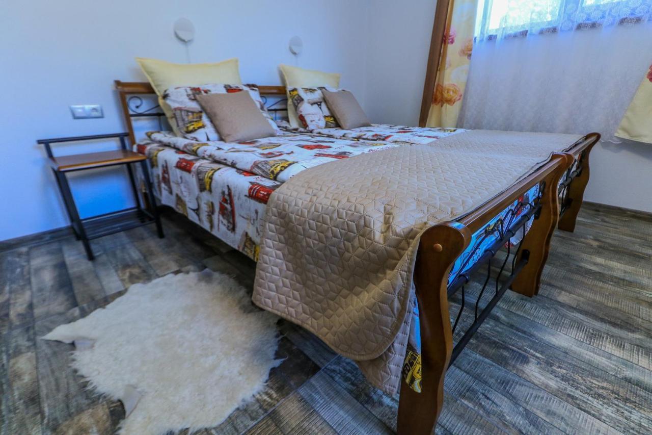 Nikas Apartment Sibiu Esterno foto